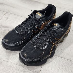 ASICS Men's Black and Gold Running Shoes